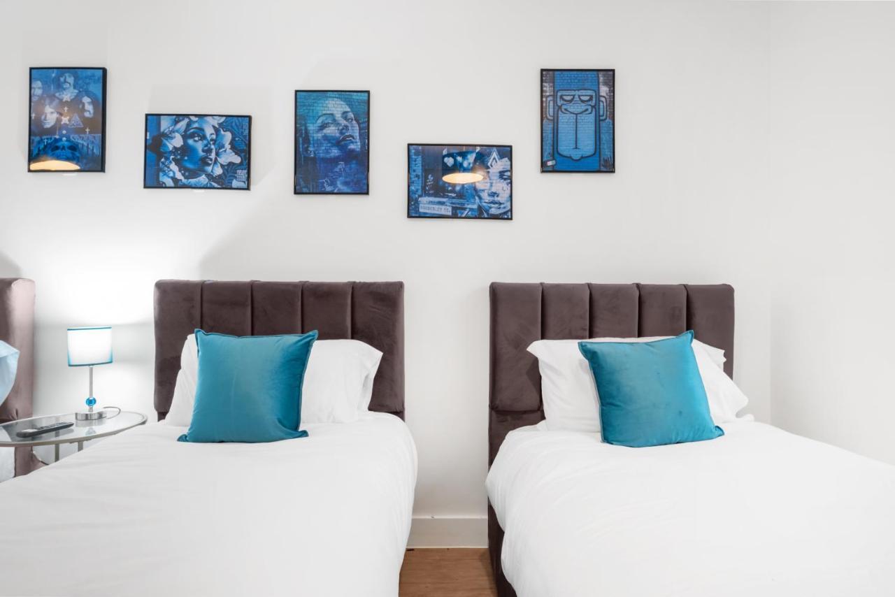 Ebra Stays - Choice Of 2 Or 3 Individual Beds - Luxury New Build Apartment ✪ City Centre, Digbeth ✓ Smart Tv'S & Large Corner Sofa - Birmingham Luaran gambar